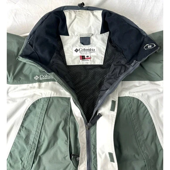 Mens Titanium Waterproof Columbia Jacket Hidden Hood Sage Green White Size Large - Picture 6 of 15